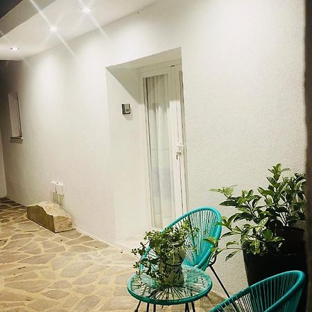 Tierra Guesthouse Olbia Buitenkant foto